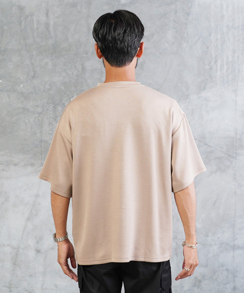 グレージュ MODEL : GO 180cm 66kg Lsize